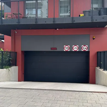 Daire Park - Luxury, Cozy, Garage Wroclaw