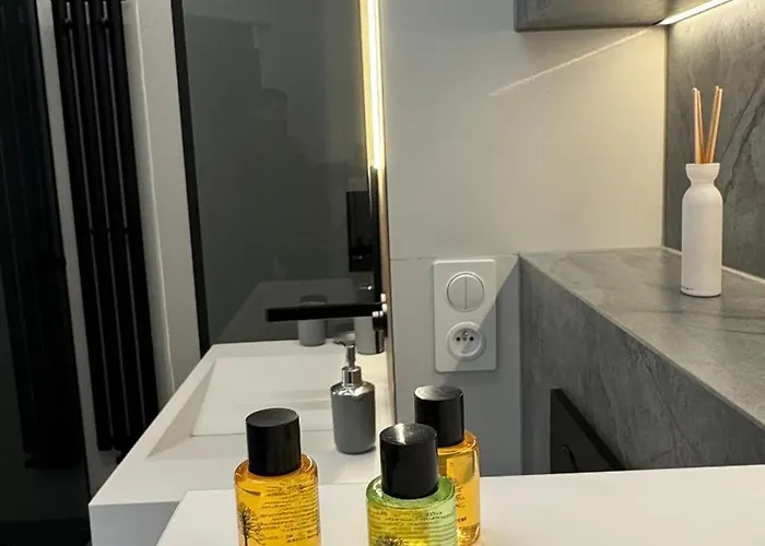 Park - Luxury, Cozy, Garage