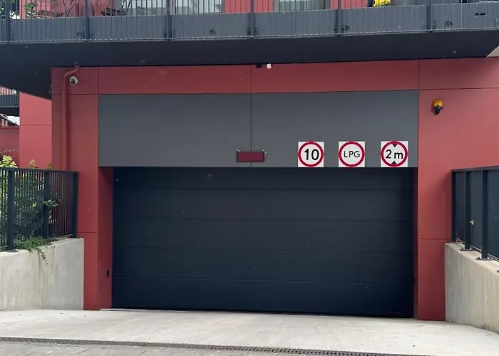 Appartamento Park - Luxury, Cozy, Garage Breslavia