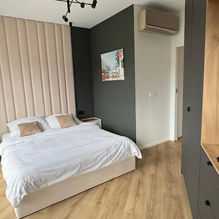 Park - Luxury, Cozy, Garage, Kids Free, Perfect For Families Lejlighed *