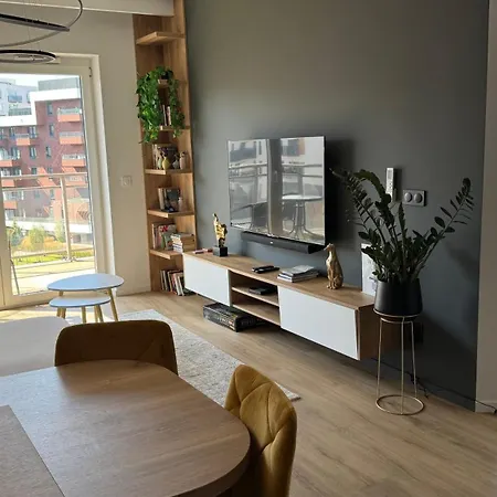 Apartament Central Park Apartment - Luxury, Cozy, Garage Wrocław