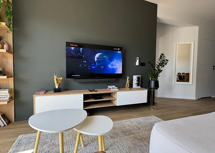 Apartment Park - Luxury, Cozy, Garage *